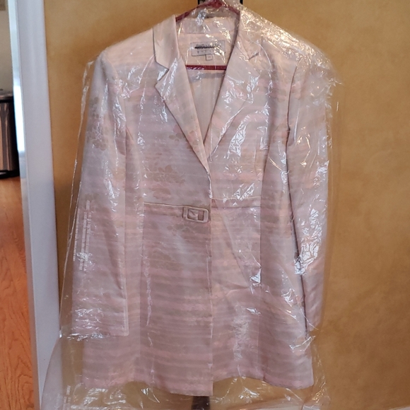 VINTAGE WORTH PETILE ELEGANT COAT - Picture 6 of 6